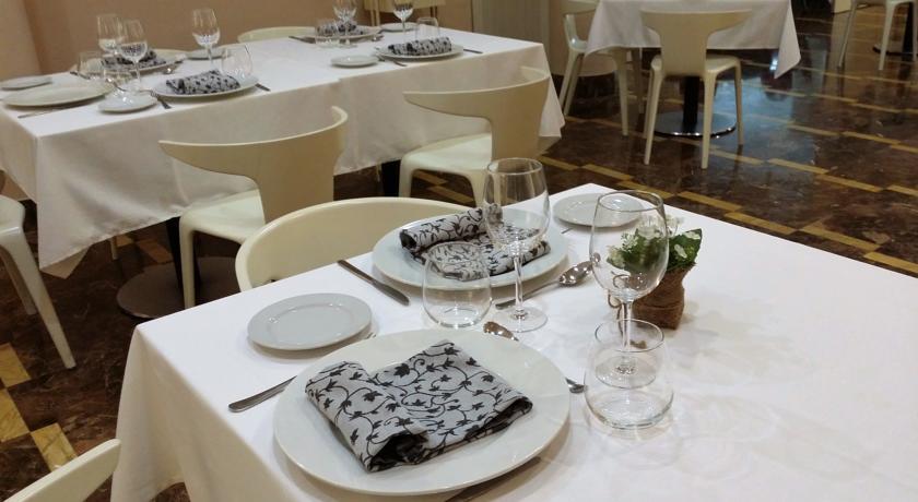 Hotel Ciudad De Cazorla Eksteriør bilde